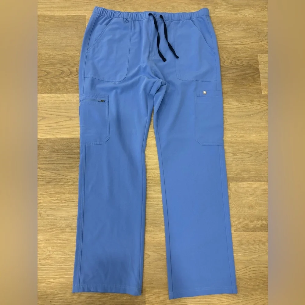 FIGS Cairo Cargo Scrub‎ Pants